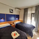 Tripolis Pensjonat 2*